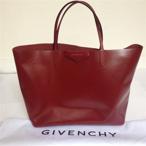 sac givenchy cabas|Givenchy card holder bag.